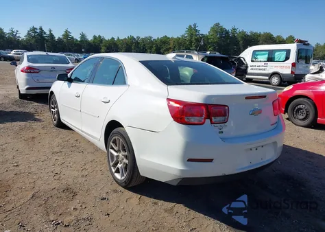 2015 Chevrolet Malibu 1Lt из США, поврежденный, VIN 1G11C5SL6FU145876